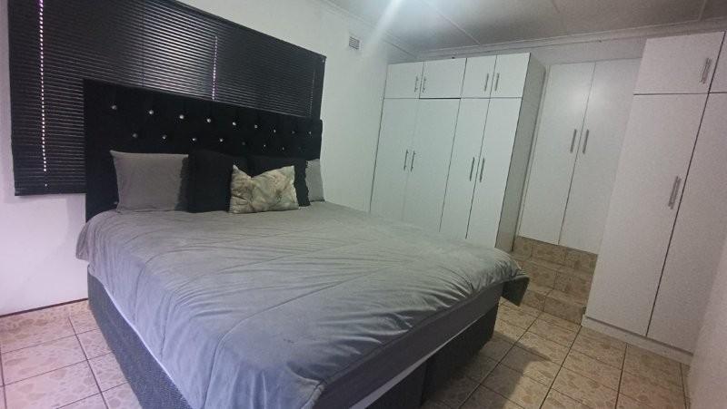 4 Bedroom Property for Sale in Kharwastan KwaZulu-Natal