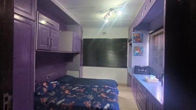 4 Bedroom Property for Sale in Kharwastan KwaZulu-Natal