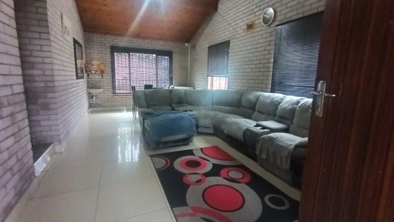 4 Bedroom Property for Sale in Kharwastan KwaZulu-Natal