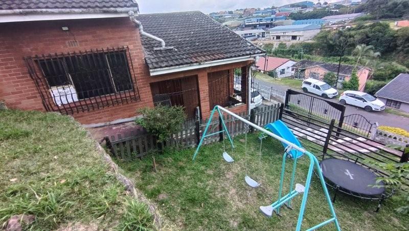 4 Bedroom Property for Sale in Kharwastan KwaZulu-Natal