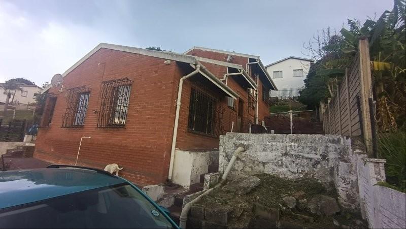 4 Bedroom Property for Sale in Kharwastan KwaZulu-Natal
