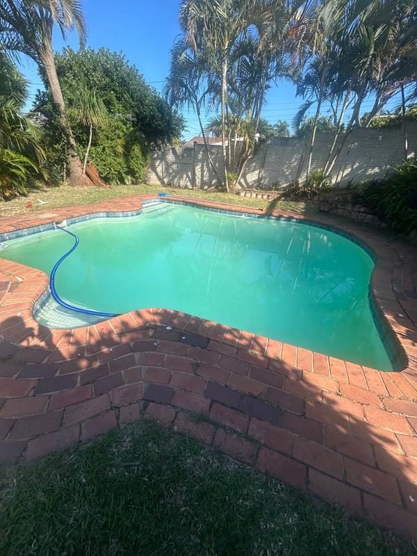 To Let 4 Bedroom Property for Rent in Durban North KwaZulu-Natal