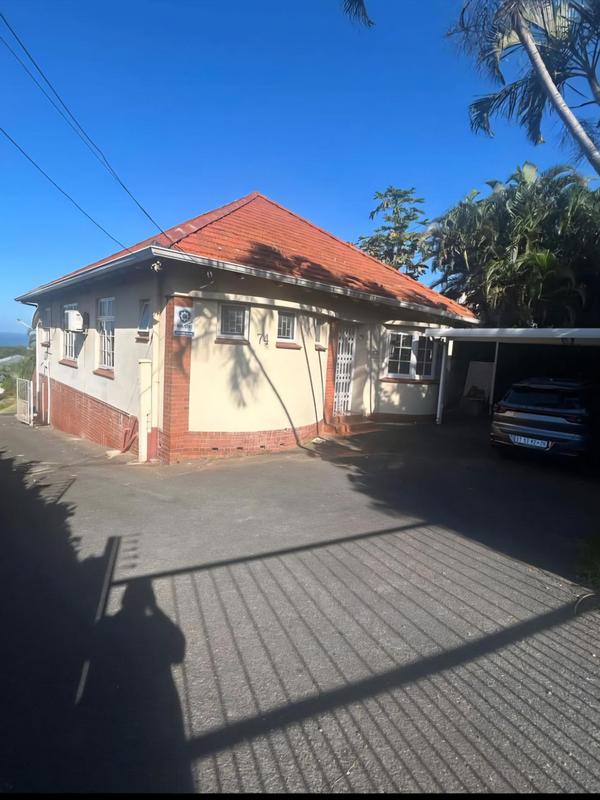 To Let 4 Bedroom Property for Rent in Durban North KwaZulu-Natal