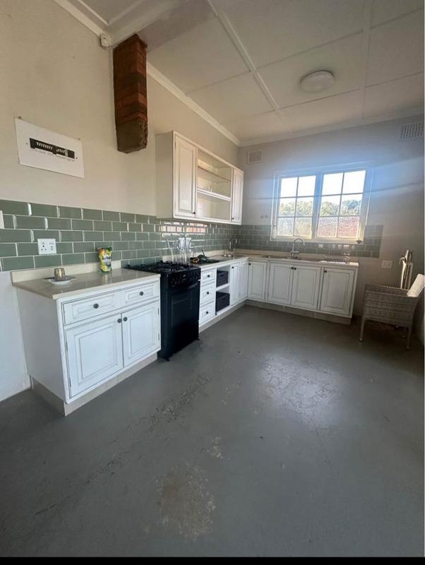 To Let 4 Bedroom Property for Rent in Durban North KwaZulu-Natal