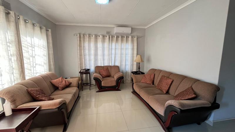2 Bedroom Property for Sale in Empangeni Central KwaZulu-Natal