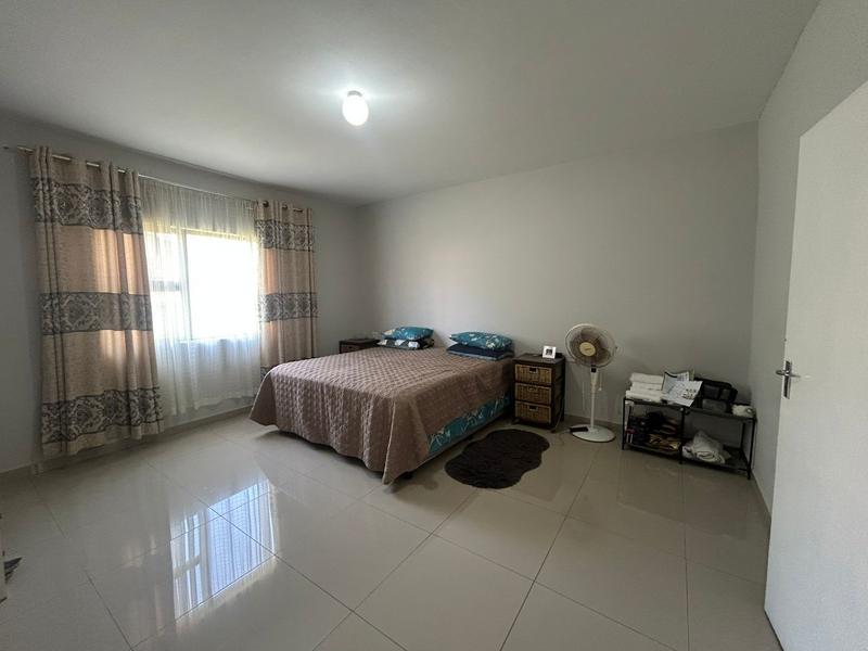 4 Bedroom Property for Sale in Margate KwaZulu-Natal