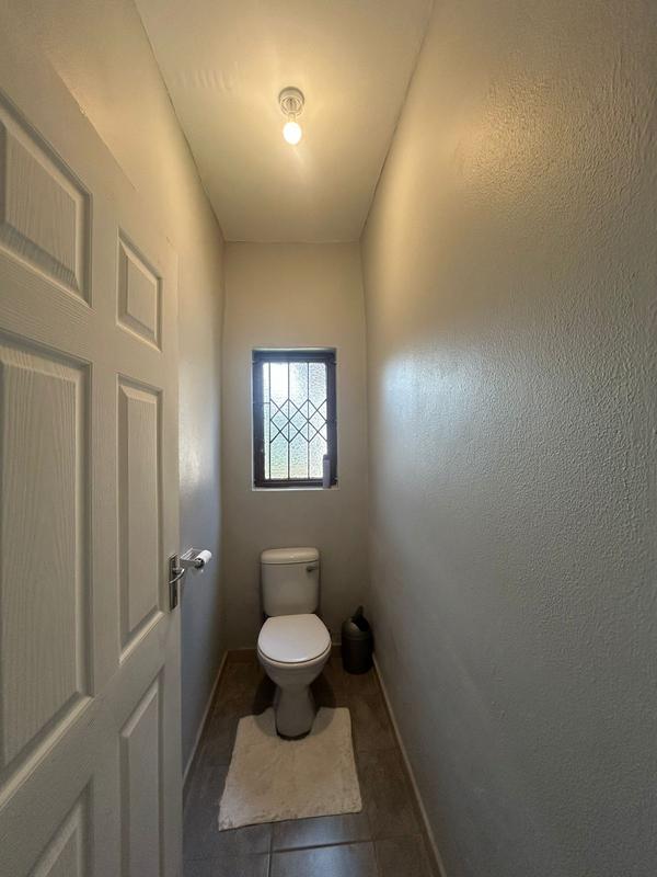 4 Bedroom Property for Sale in Margate KwaZulu-Natal