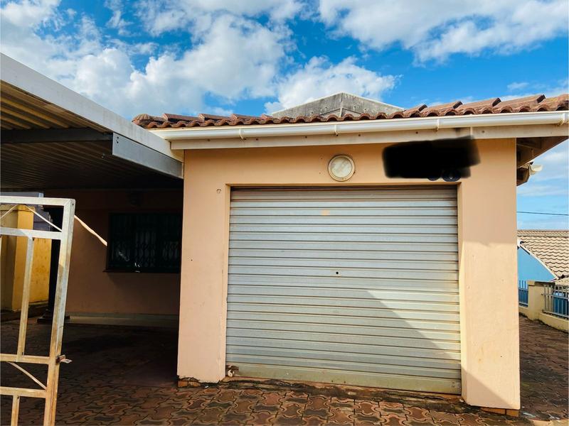 3 Bedroom Property for Sale in Umhlathuze KwaZulu-Natal