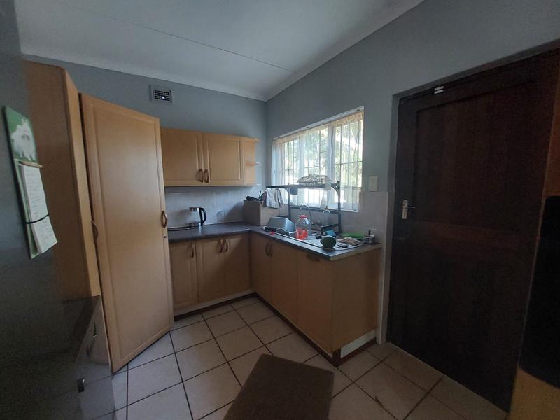 4 Bedroom Property for Sale in Uvongo KwaZulu-Natal