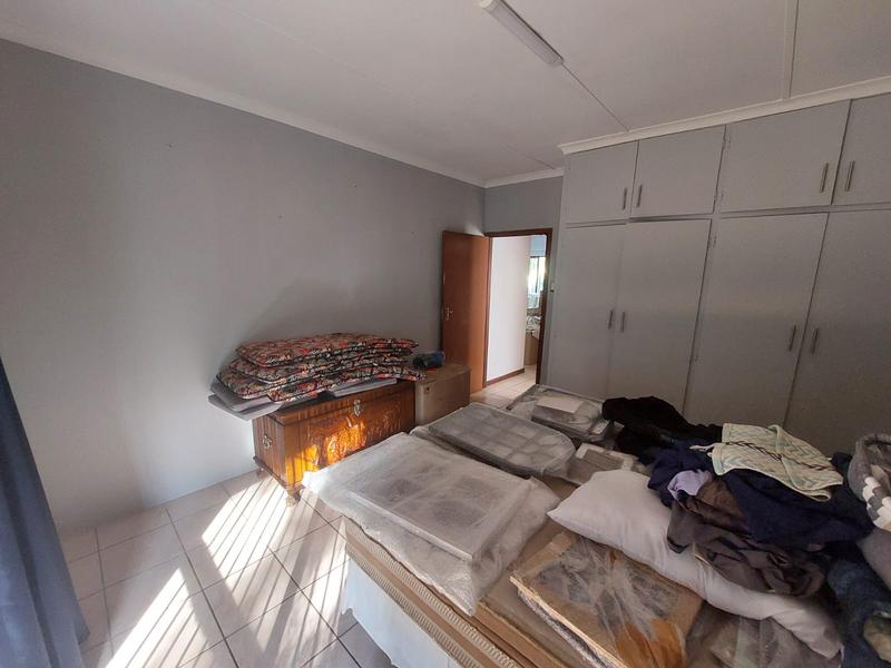 4 Bedroom Property for Sale in Uvongo KwaZulu-Natal