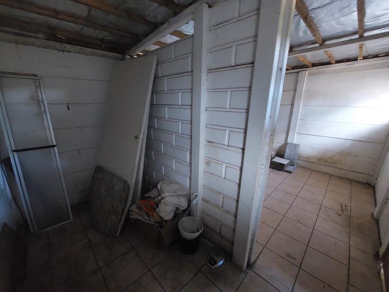 4 Bedroom Property for Sale in Uvongo KwaZulu-Natal