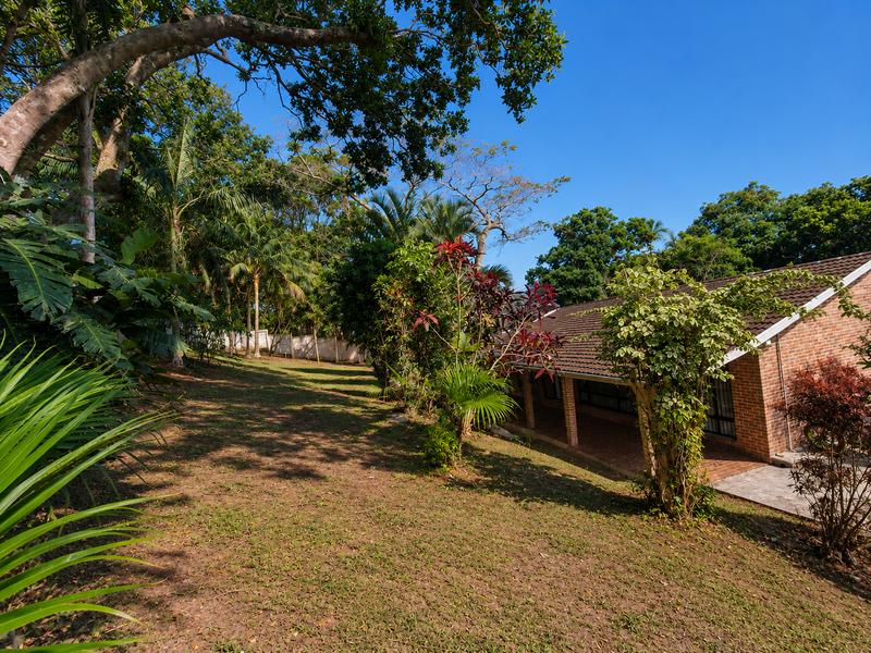 4 Bedroom Property for Sale in Uvongo KwaZulu-Natal
