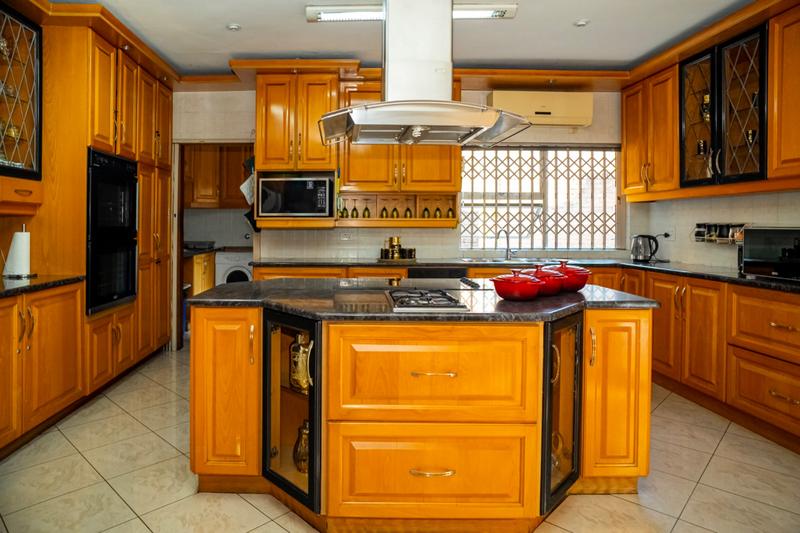 4 Bedroom Property for Sale in Reservoir Hills KwaZulu-Natal