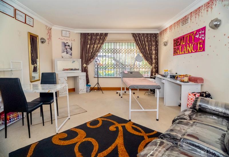 4 Bedroom Property for Sale in Reservoir Hills KwaZulu-Natal