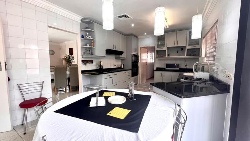 4 Bedroom Property for Sale in Reservoir Hills KwaZulu-Natal
