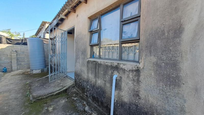 To Let 2 Bedroom Property for Rent in Umlazi KwaZulu-Natal