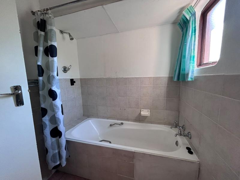 To Let 2 Bedroom Property for Rent in Leisure Bay KwaZulu-Natal