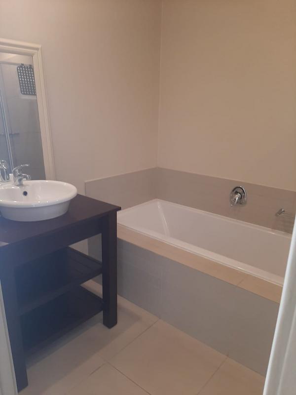 2 Bedroom Property for Sale in Hillcrest Central KwaZulu-Natal