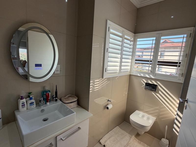 4 Bedroom Property for Sale in Izinga KwaZulu-Natal
