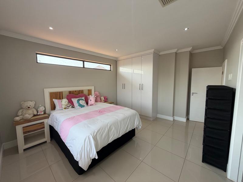 4 Bedroom Property for Sale in Izinga KwaZulu-Natal