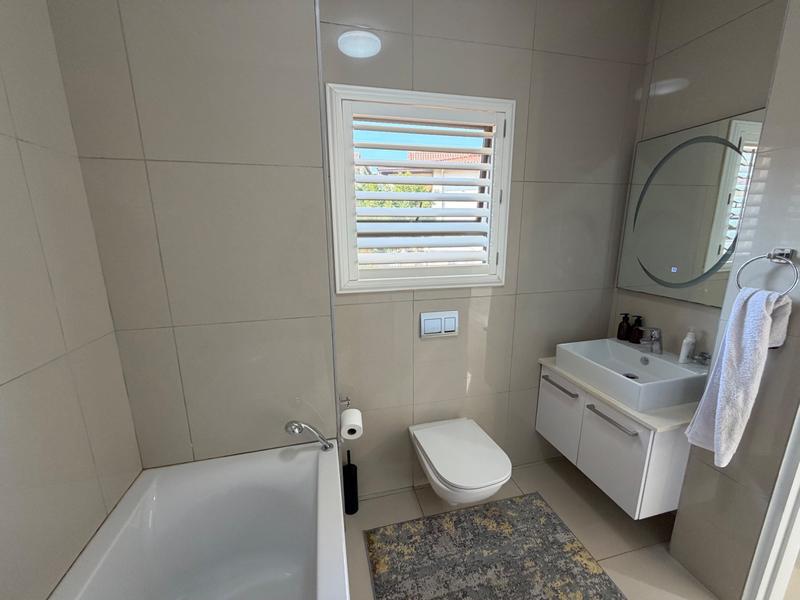 4 Bedroom Property for Sale in Izinga KwaZulu-Natal