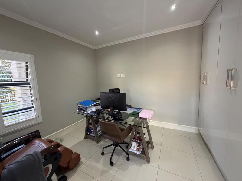 4 Bedroom Property for Sale in Izinga KwaZulu-Natal
