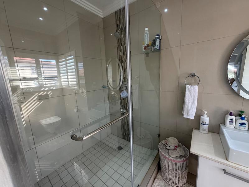4 Bedroom Property for Sale in Izinga KwaZulu-Natal