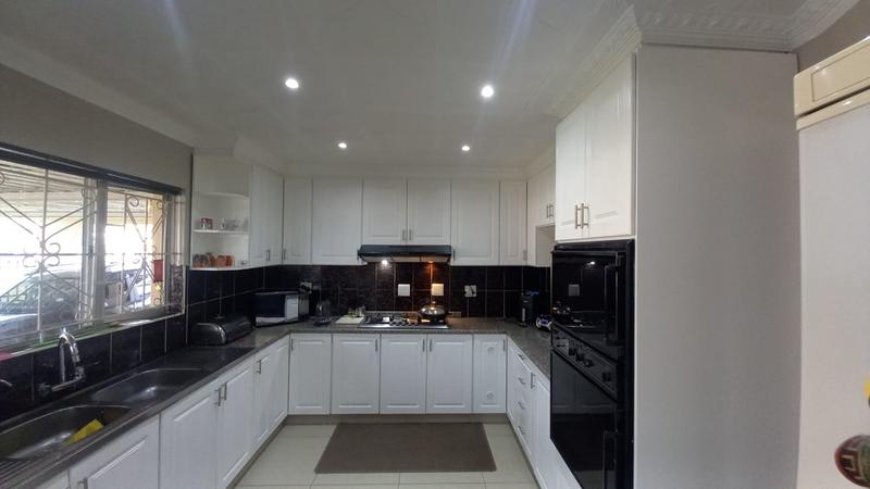 4 Bedroom Property for Sale in Shallcross KwaZulu-Natal