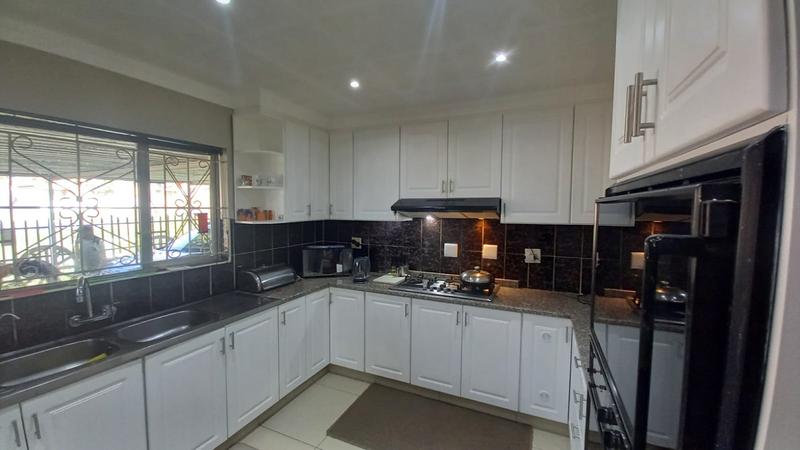 4 Bedroom Property for Sale in Shallcross KwaZulu-Natal