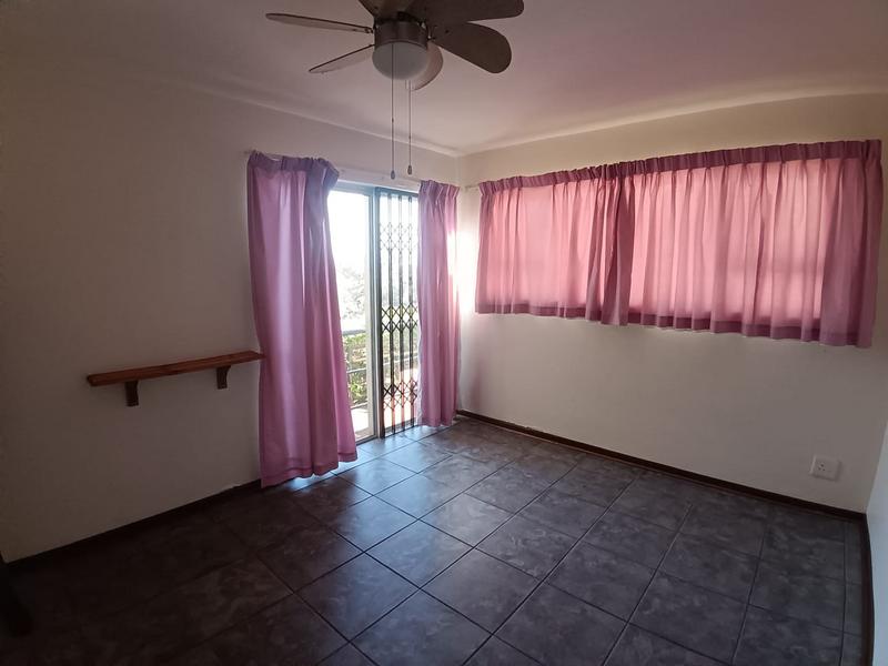 2 Bedroom Property for Sale in Margate Beach KwaZulu-Natal