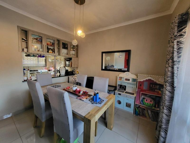 To Let 2 Bedroom Property for Rent in La Mercy KwaZulu-Natal