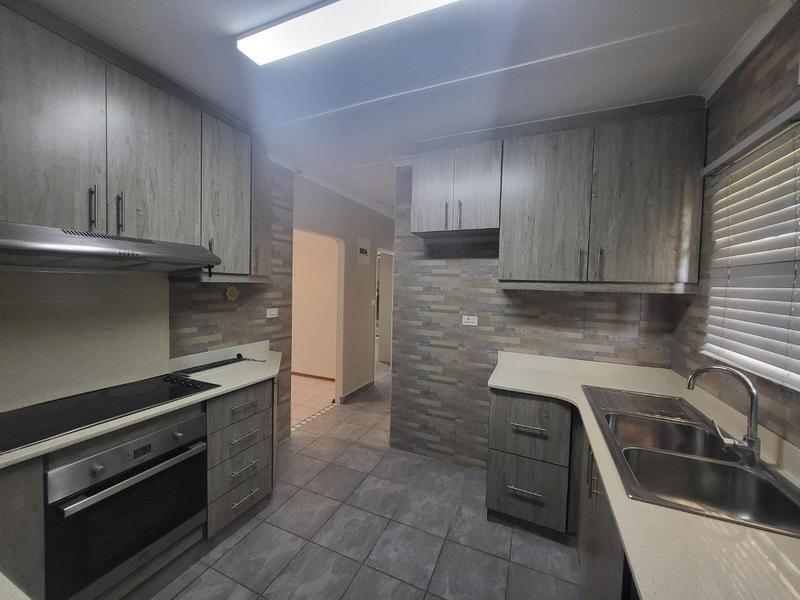 2 Bedroom Property for Sale in Dawncrest KwaZulu-Natal