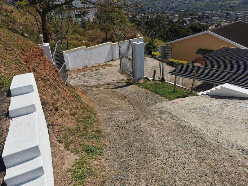 3 Bedroom Property for Sale in Dawncrest KwaZulu-Natal