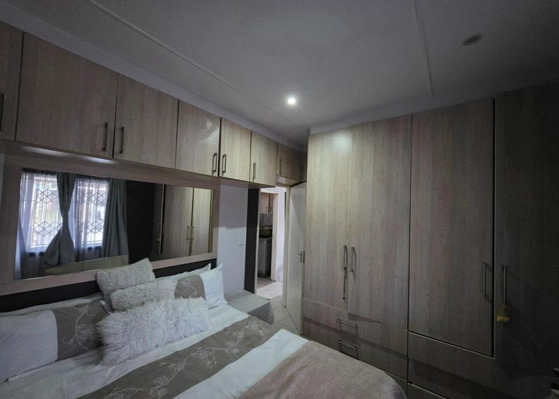 2 Bedroom Property for Sale in Redcliffe KwaZulu-Natal