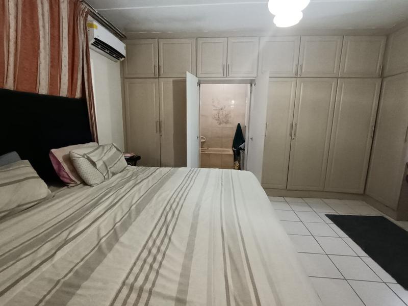 4 Bedroom Property for Sale in Riyadh KwaZulu-Natal