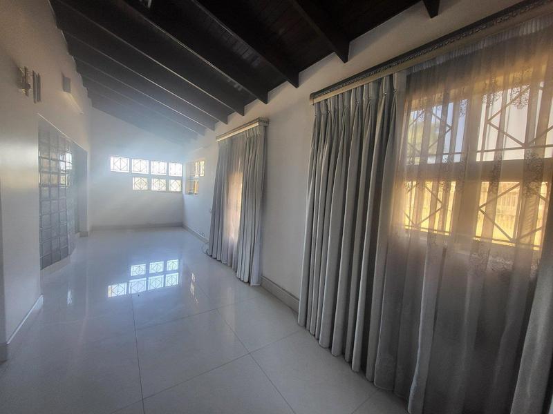 4 Bedroom Property for Sale in Southridge KwaZulu-Natal