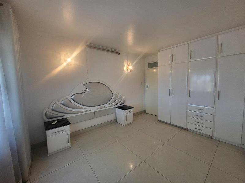 4 Bedroom Property for Sale in Southridge KwaZulu-Natal