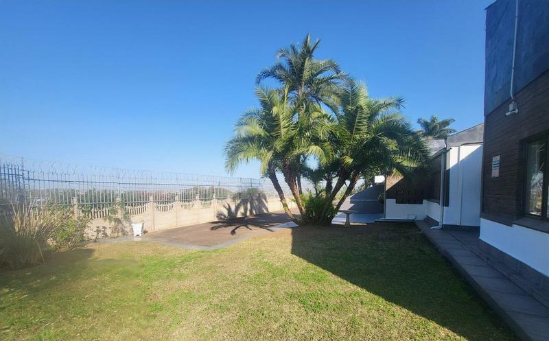 4 Bedroom Property for Sale in Southridge KwaZulu-Natal