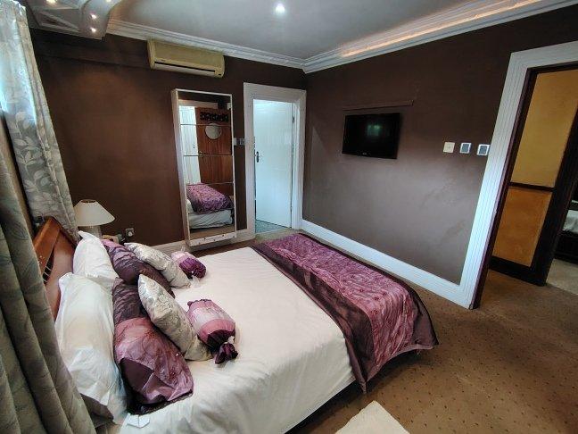 4 Bedroom Property for Sale in La Lucia KwaZulu-Natal