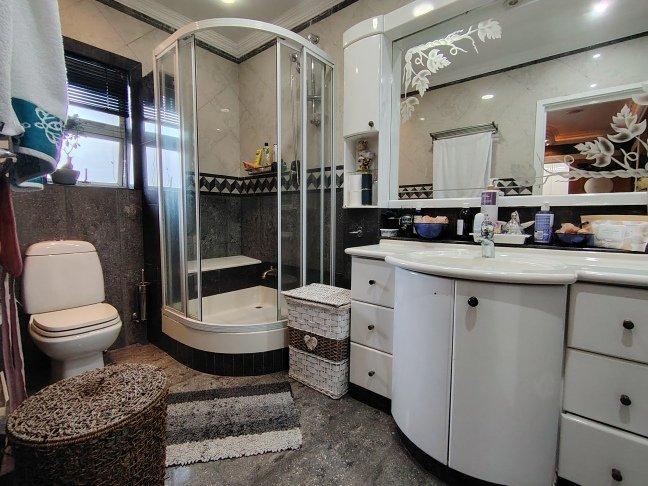 4 Bedroom Property for Sale in La Lucia KwaZulu-Natal