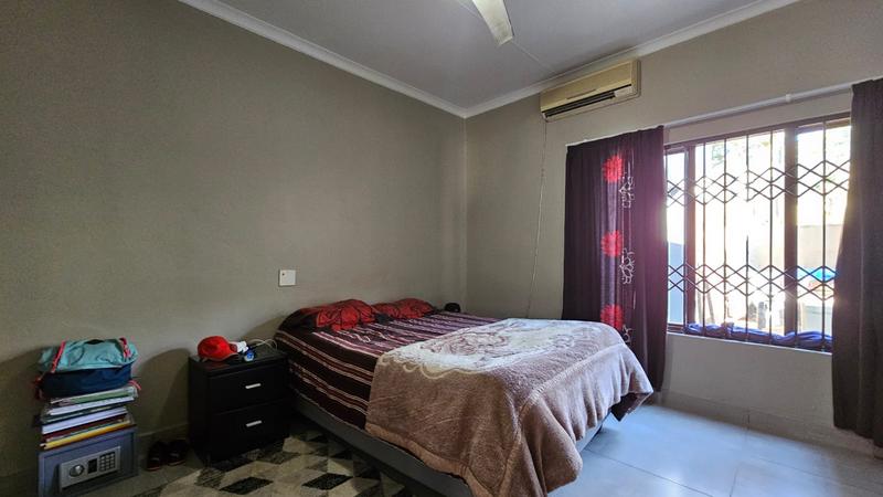 4 Bedroom Property for Sale in Margate KwaZulu-Natal