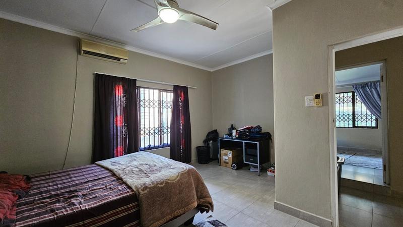 4 Bedroom Property for Sale in Margate KwaZulu-Natal