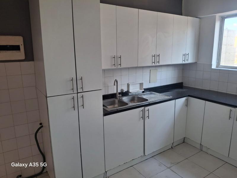 To Let 2 Bedroom Property for Rent in North Beach KwaZulu-Natal