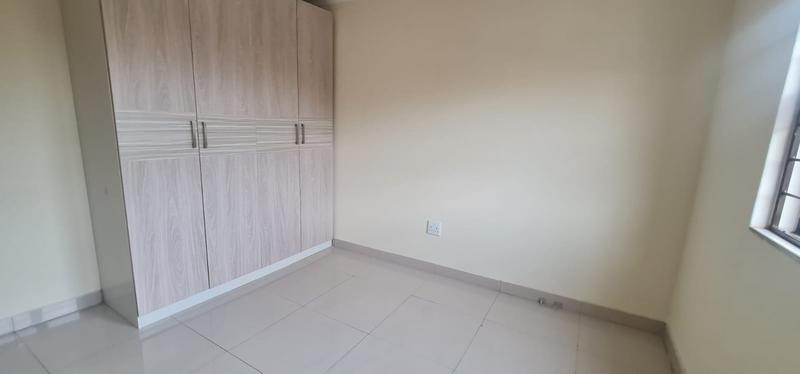 To Let 3 Bedroom Property for Rent in Essenwood KwaZulu-Natal