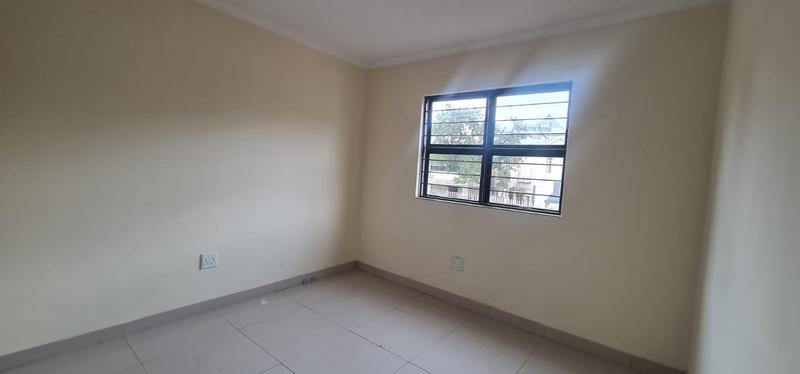 To Let 3 Bedroom Property for Rent in Essenwood KwaZulu-Natal