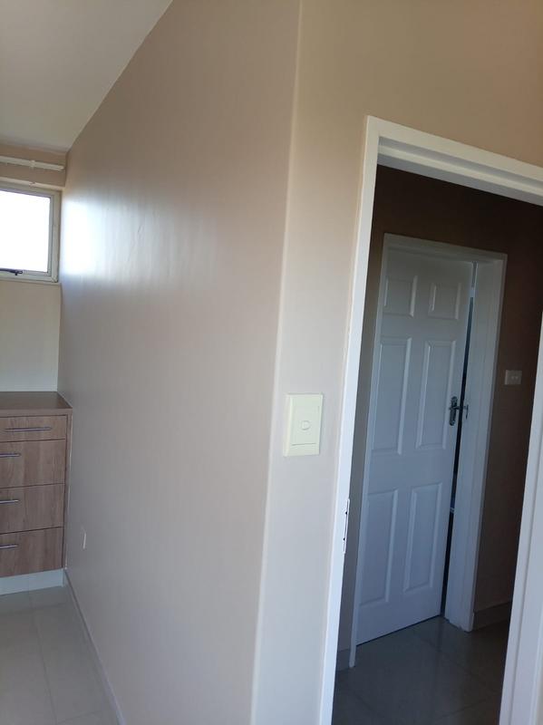 To Let 2 Bedroom Property for Rent in Morningside KwaZulu-Natal