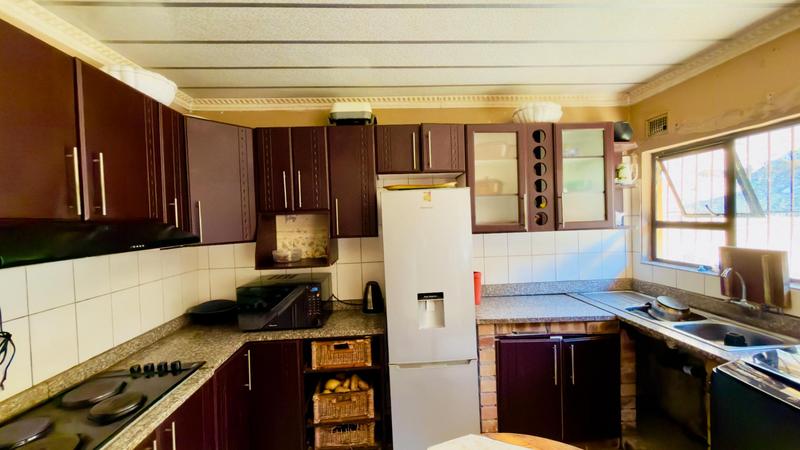 3 Bedroom Property for Sale in Clermont KwaZulu-Natal