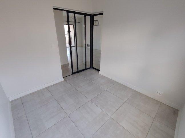 To Let 2 Bedroom Property for Rent in Hawaan KwaZulu-Natal