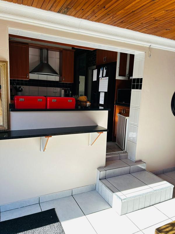 4 Bedroom Property for Sale in Bluff KwaZulu-Natal