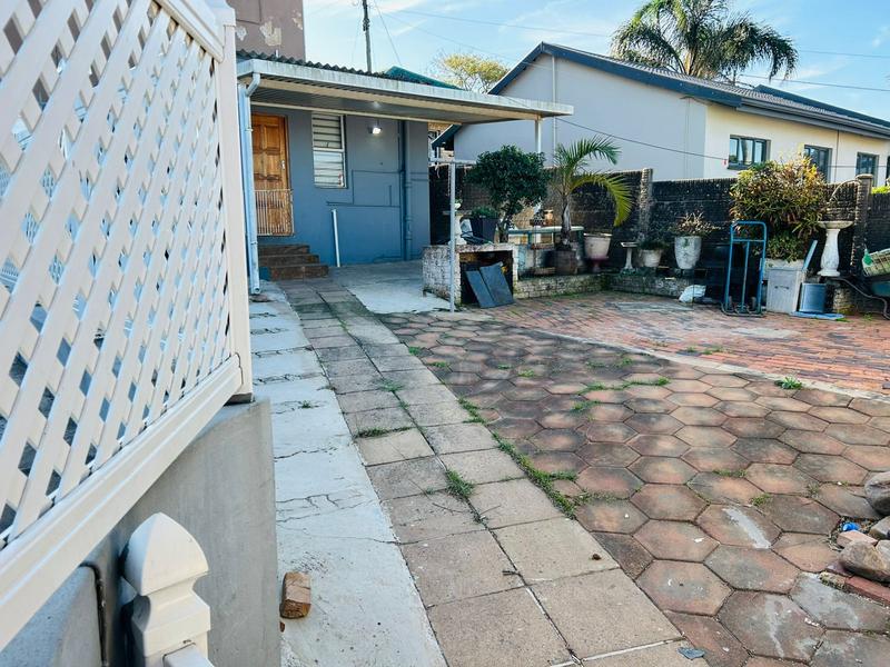 4 Bedroom Property for Sale in Bluff KwaZulu-Natal